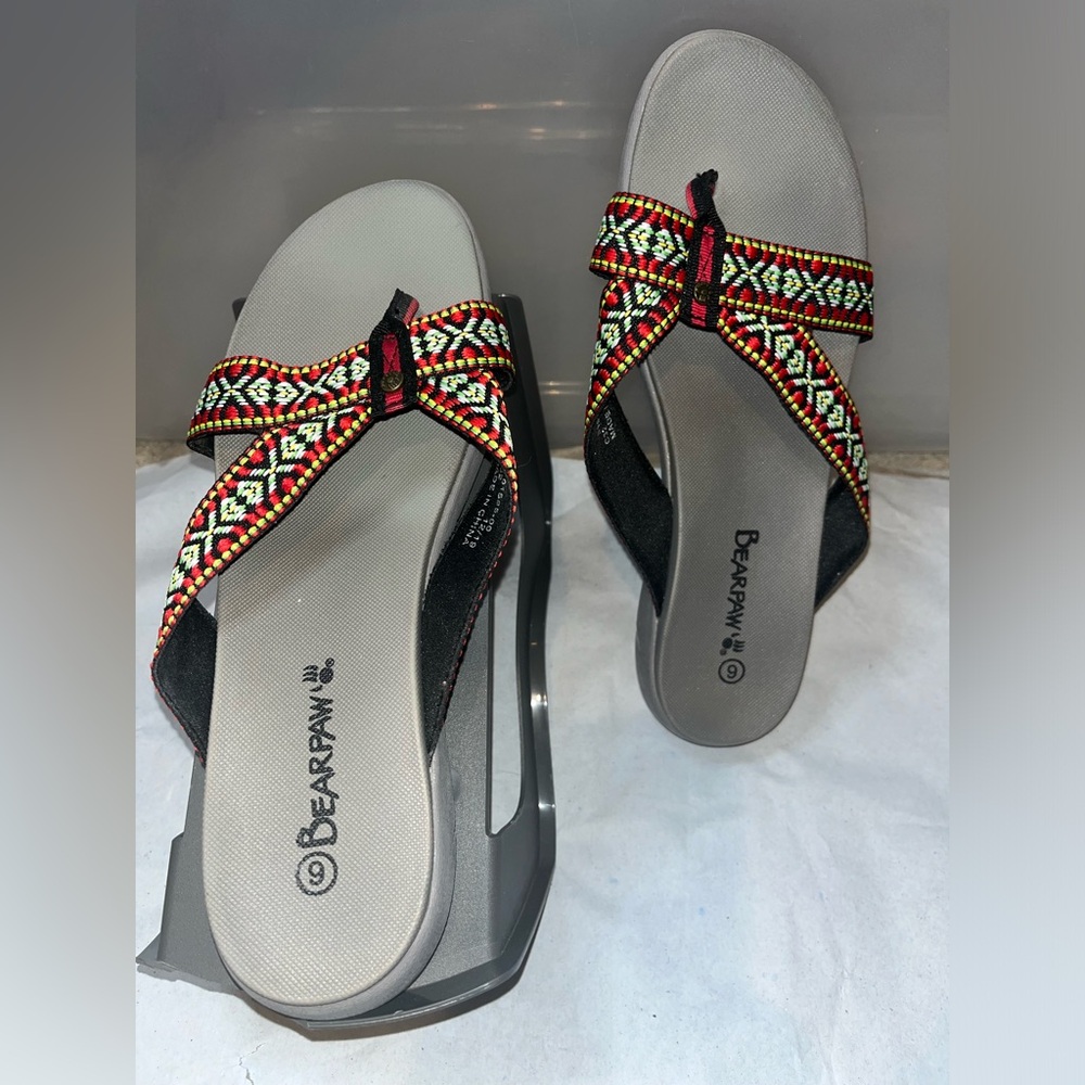 Bearpaw Juniper Women's Knitted Textile Gray Open Toe Cushioned Sandals Sz 9